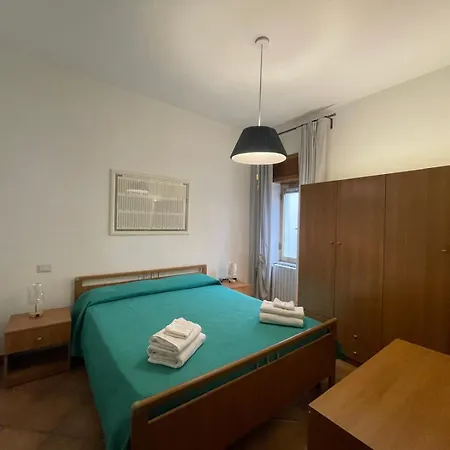 بيت للعطل Breaking Bed Sarnelli